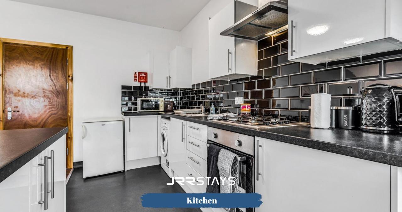 Cardiff - Quirky 1 Bedroom, Sleeps 3, Wi-Fi - Jrr Stays المظهر الخارجي الصورة